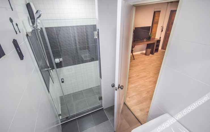 Bathroom 5, TheM5 Residence, Pak Kret