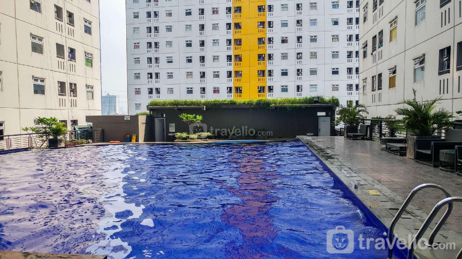 Exterior & Views 1, Cozy Stay 2BR @Green Pramuka Apartment By Travelio, Central Jakarta