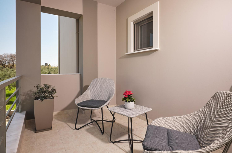 Others 2, La Palma Apartments - 2km from Zakynthos Town, by ZanteWize, Ionian Islands