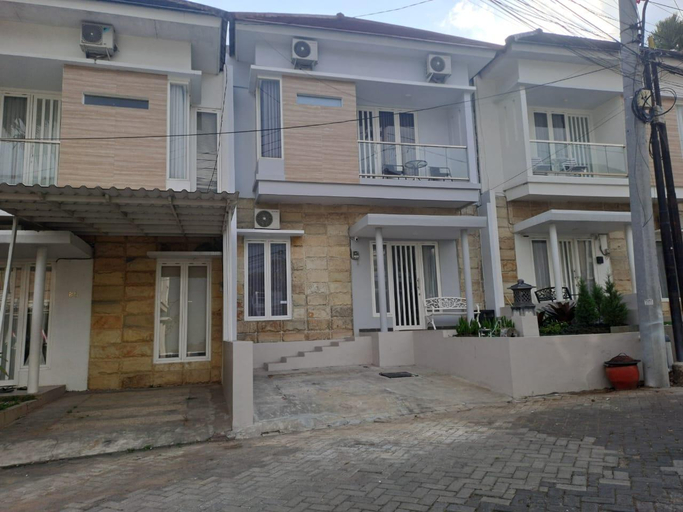 Others 2, Full House 3 BR at Blessing villa jatimpark 3 Batu, Malang