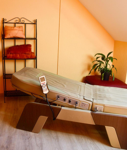 Bedroom 3, Wohlfuhlhotel Sonnengarten, Bodenseekreis