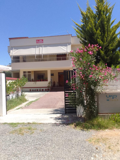 5, Villa Xhelalit large ensuite rooms, Durrësit