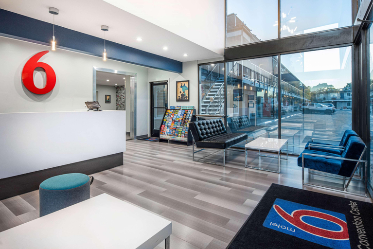 Public Area 2, Motel 6 Anaheim, CA - Convention Center, Orange