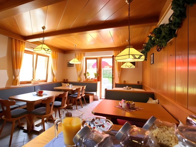 Others 3, Brixana, Kitzbühel