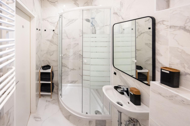 Bathroom 3, Radiant Premium Apartments - Funfhaus, Wien