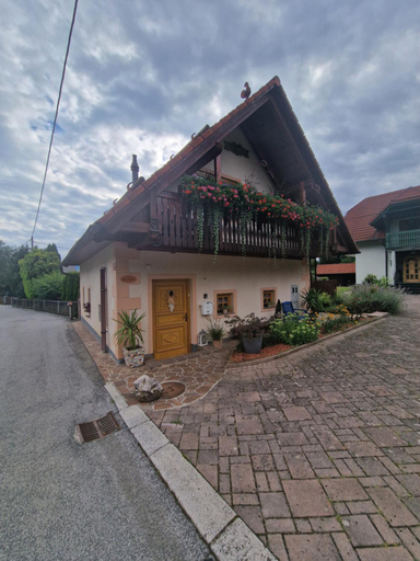 Others 3, House 29 - Holiday Home, Radovljica