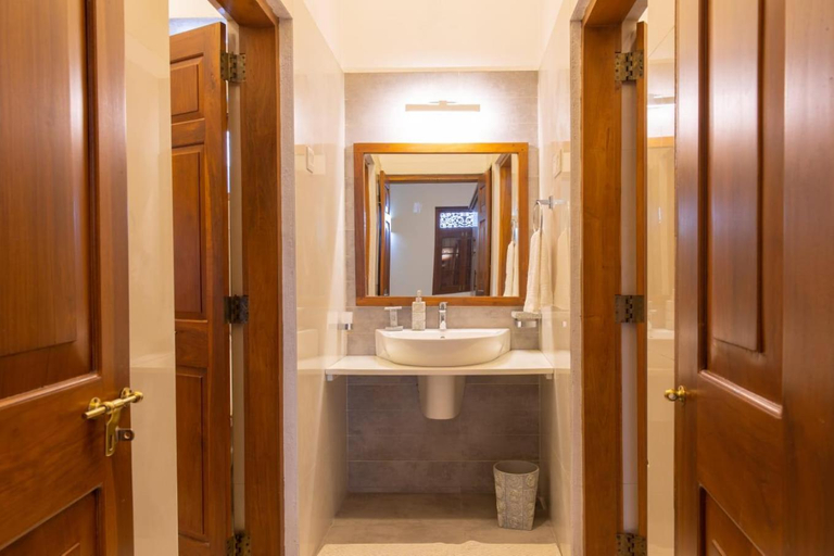 Bathroom 3, Nuga Residency by CityScape, Maharagama