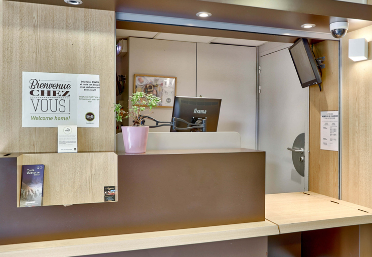 Public Area 2, B&B Hotel Clermont Ferrand Le Brezet Aéroport, Puy-de-Dôme