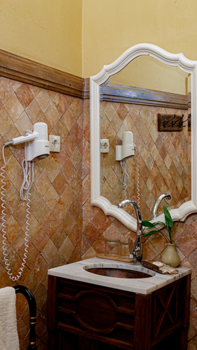 Bathroom 7