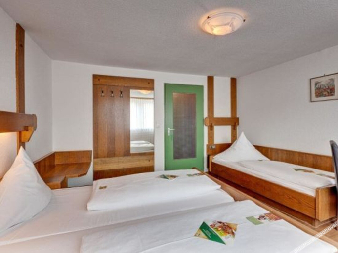 Bedroom 2, Hotel Alt Bamberg, Bamberg