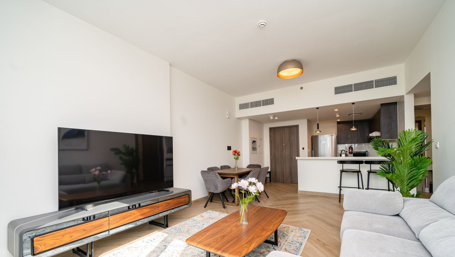 Others 5, Pristine Cozy One Bedroom Suite, Dubai