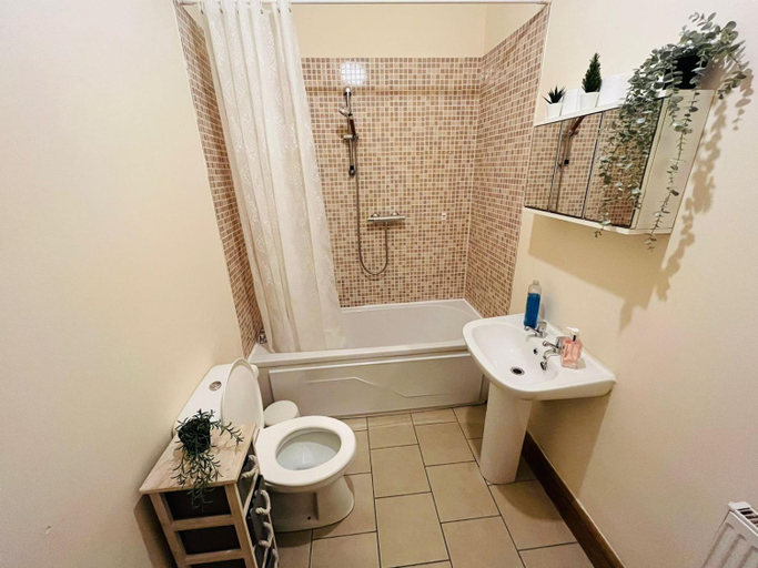 Others 2, Dormitorio Privado, Dublin