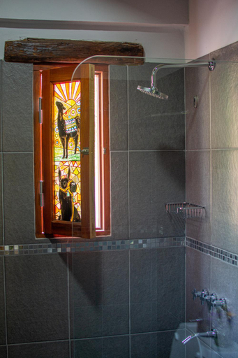 Bathroom 3, La Llama Negra, Tilcara