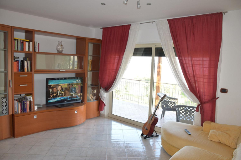 Others 3, Luna Apartments, Catanzaro