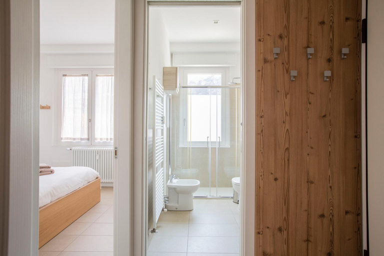 Bathroom 2, Appartamento 2, Lecco
