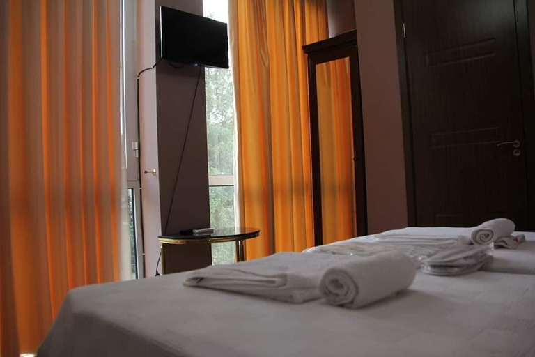 Bedroom 2, Hotel David, Tskaltubo