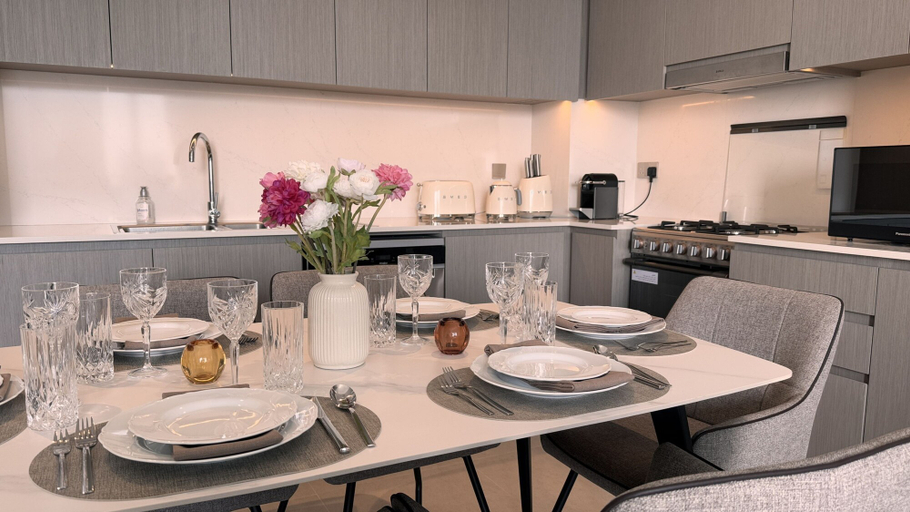 Room 4, Grande Signature Residence - 4906 2BD, Dubai