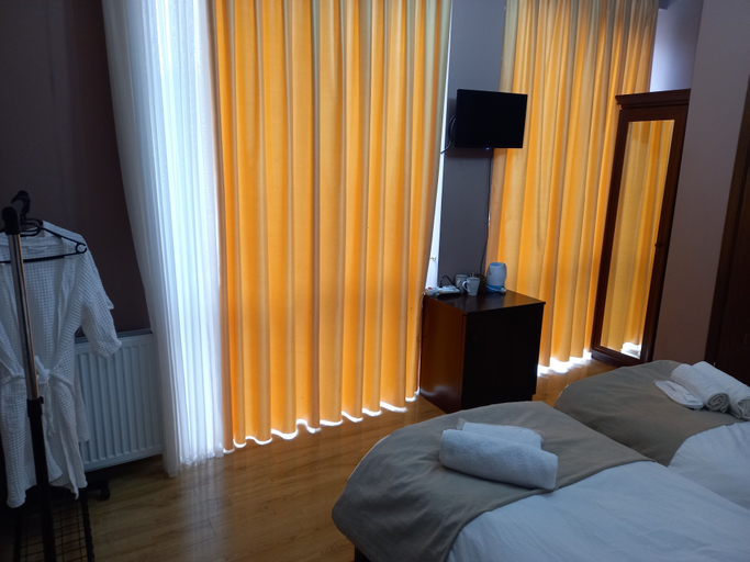 Bedroom 4, Hotel David, Tskaltubo