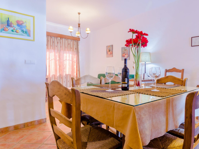 Room 2, Hacienda Puerto DE Conil 107, Cádiz