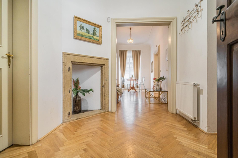 Interior 4, 2 Bed Flat - Sleeps 6 - Pets - Wifi, Praha 1