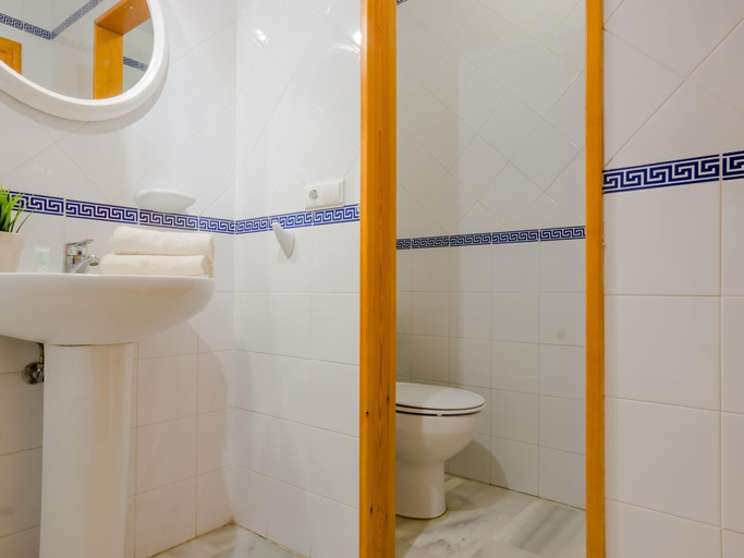 Room 2, Apartamento Carril de la Fuente 17597, Cádiz