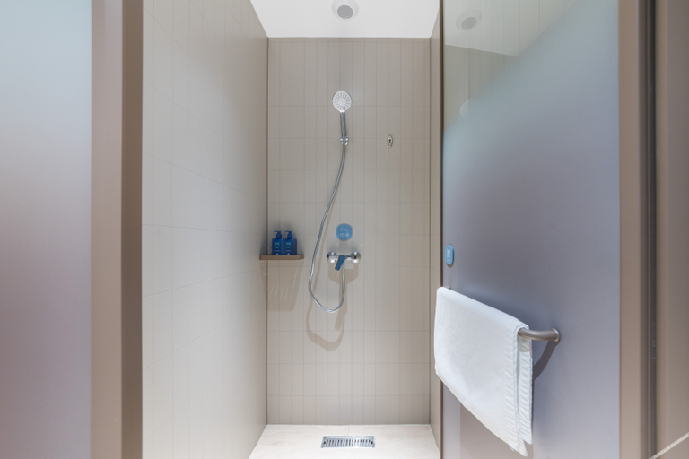 Bathroom 3, Hanting Hotel Nanchange Rule Lake Changbei Airport, Nanchang