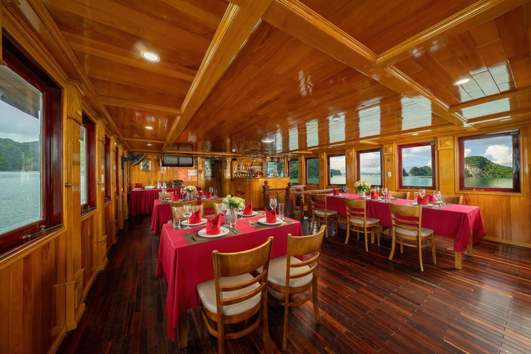 Restaurant 3, Sunlight Boutique Cruise 69, Cát Hải