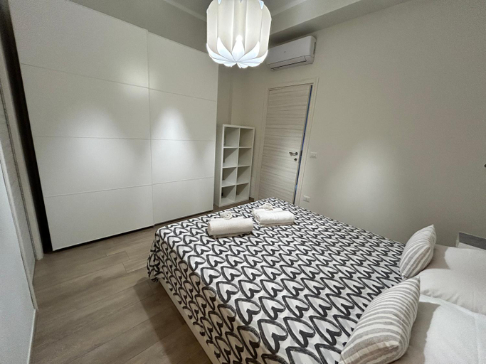 Bedroom 2, 40 metri quadri, Taranto