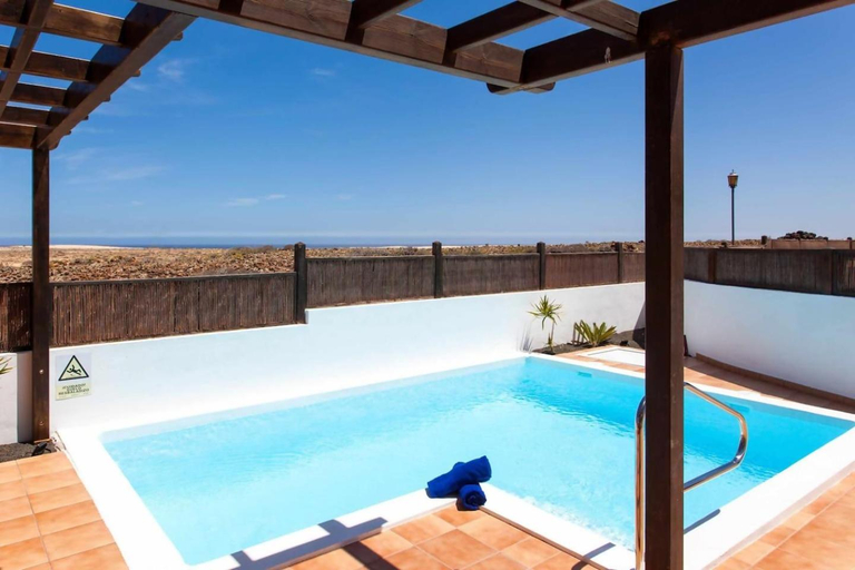 Sport & Beauty 2, Villa Emma - Private Pool Wifi FIBRA Mini-Golf, Las Palmas
