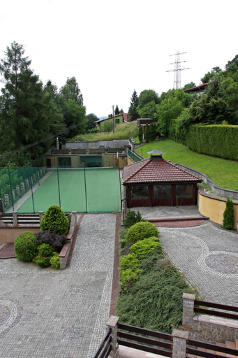 Others 5, Villa TRESNA, Żywiec