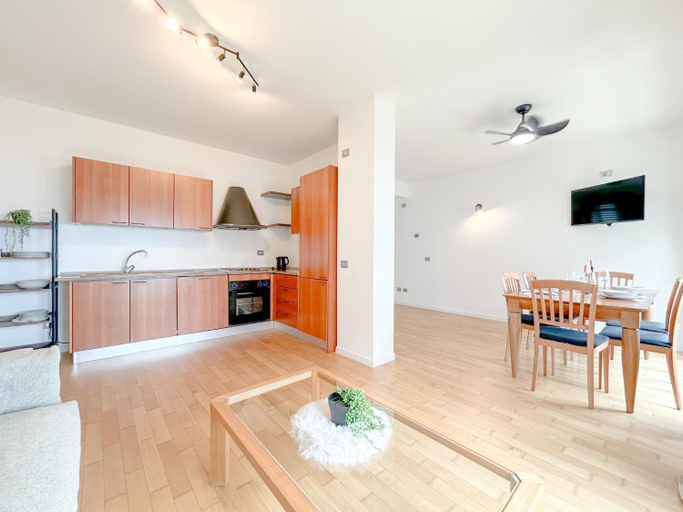 Facilities 4, Meraviglia Mediterranea, Davanti al Mare, Savona