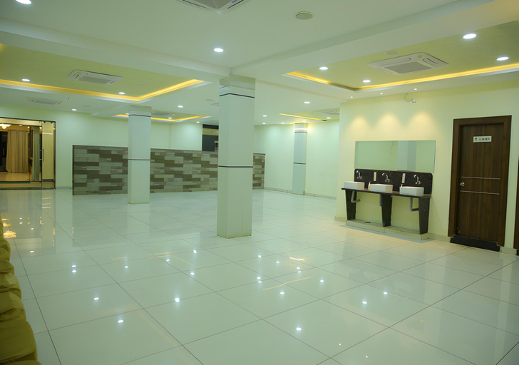 Others 4, Hotel Maruthi Inn, Adilabad