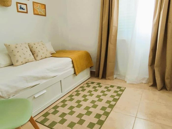 Room 4, Smart Conil los Bateles 28584, Cádiz