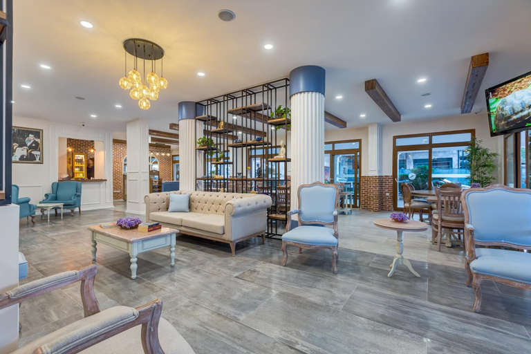 Public Area 3, Hanedan Otel, Foça