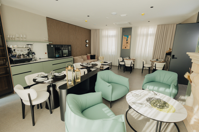 Food & Drinks 5, Hotel Flaneur, Belgrade
