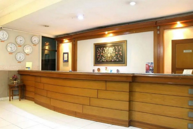 Public Area, RedDoorz Plus near Parahyangan University, Bandung