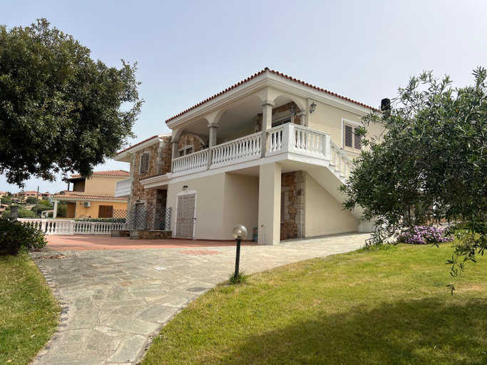 Others 4, Villa Maccioni, Nuoro