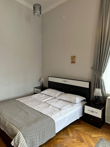 Bedroom 2, Golden Lion, Signagi