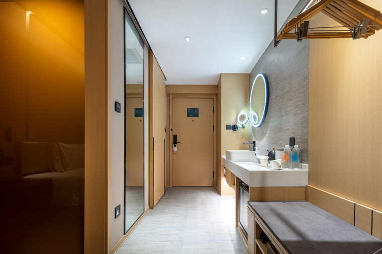 Bathroom 3, Atour Hotel Shiyan Shanghai Road, Shiyan