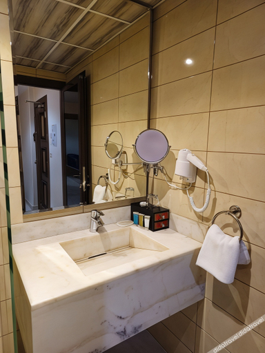 Bathroom 4, Royal boutique hotel