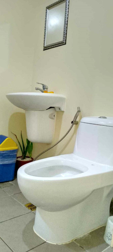 Bathroom 2, Avida Iloilo Tower 1 Unit 324 Floor Pool View, Iloilo City