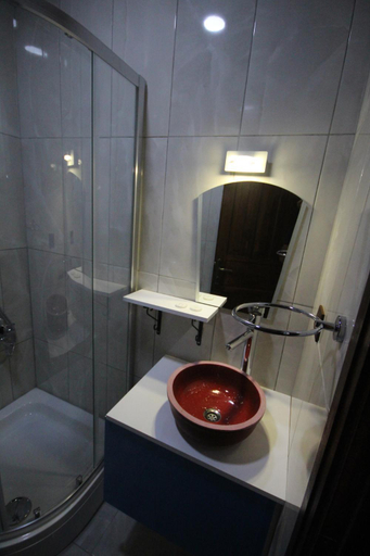 Bathroom 4, Bergama TAŞKONAK, Bergama