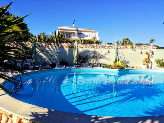 Sport & Beauty 2, 233 Casa Galo Verde Apartments, Lagoa