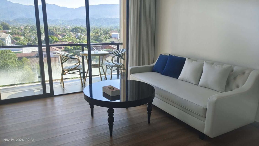 Others 3, Kinton hotel, Vangvieng