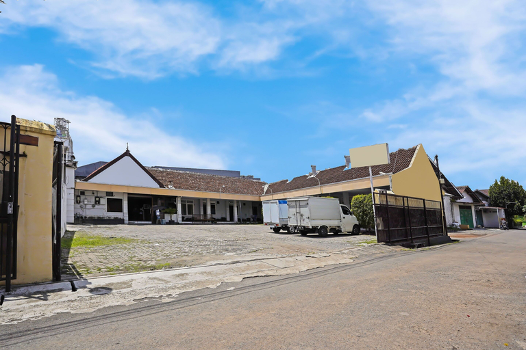 Others 1, Hotel O Anugerah, Jember