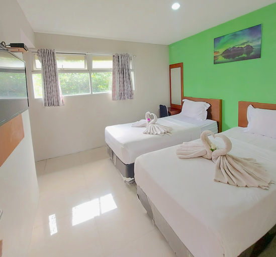 Bedroom 3, The Aurora by Makati, Bandung