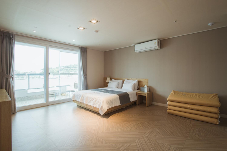Bedroom 4, Lium Spa Hostel, Yeosu