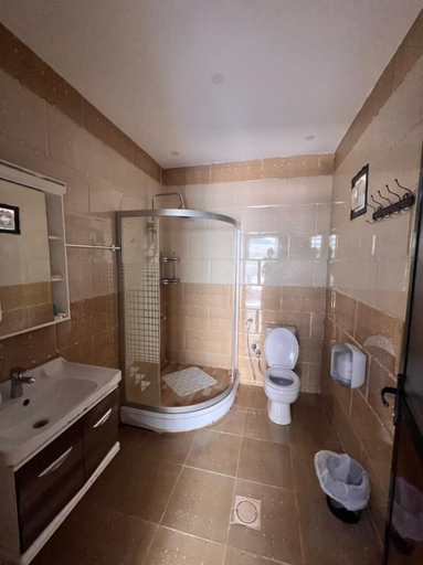 Bathroom 5, Hasan Zawaideh Camp, Quaira