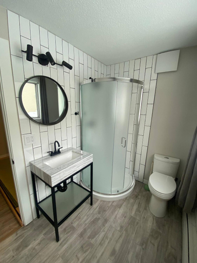 Others 5, Newly Renovated 1br1ba With Asian Style Tea Room, Division No. 11