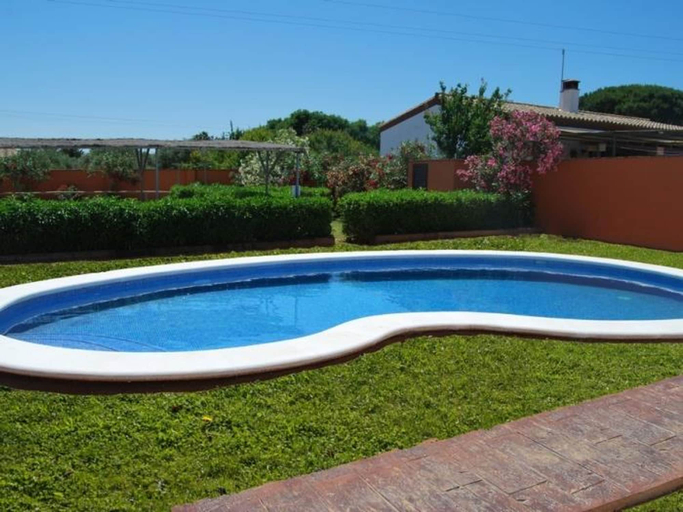 Room 3, Hacienda Puerto DE Conil 106, Cádiz